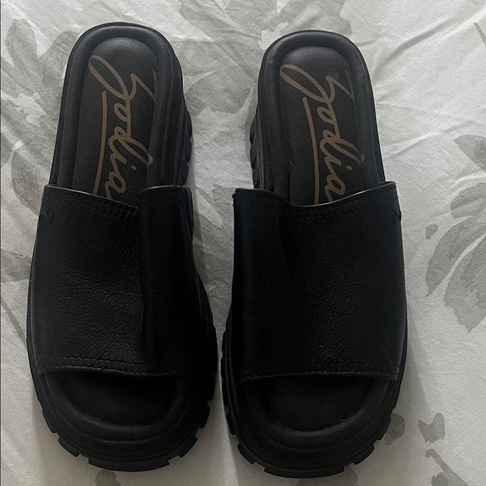 Zodiac Black Leather Slides